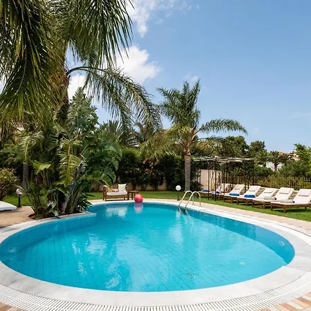 Villa Pandora