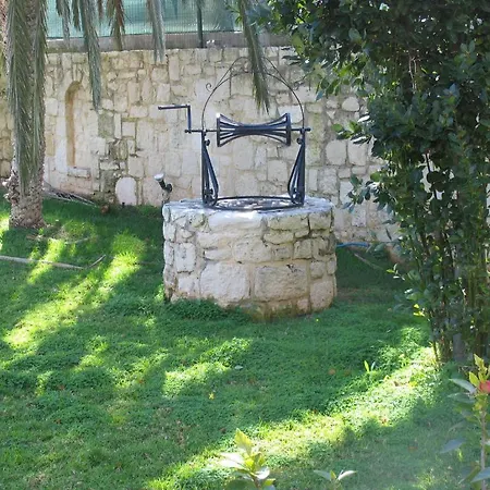 Pandora Villa