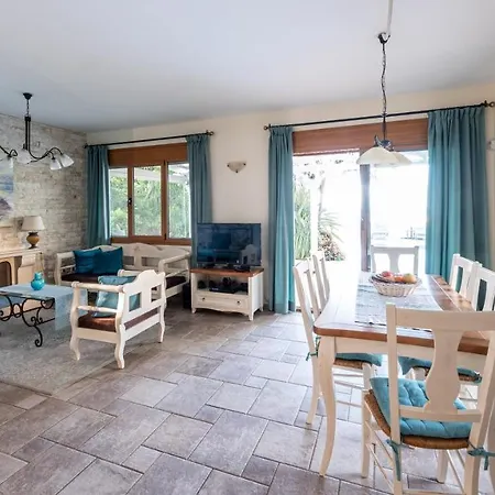 Pandora Villas *