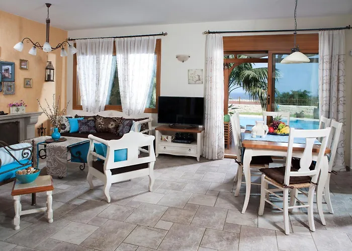 Pandora Villas * Hersonissos (Crete)